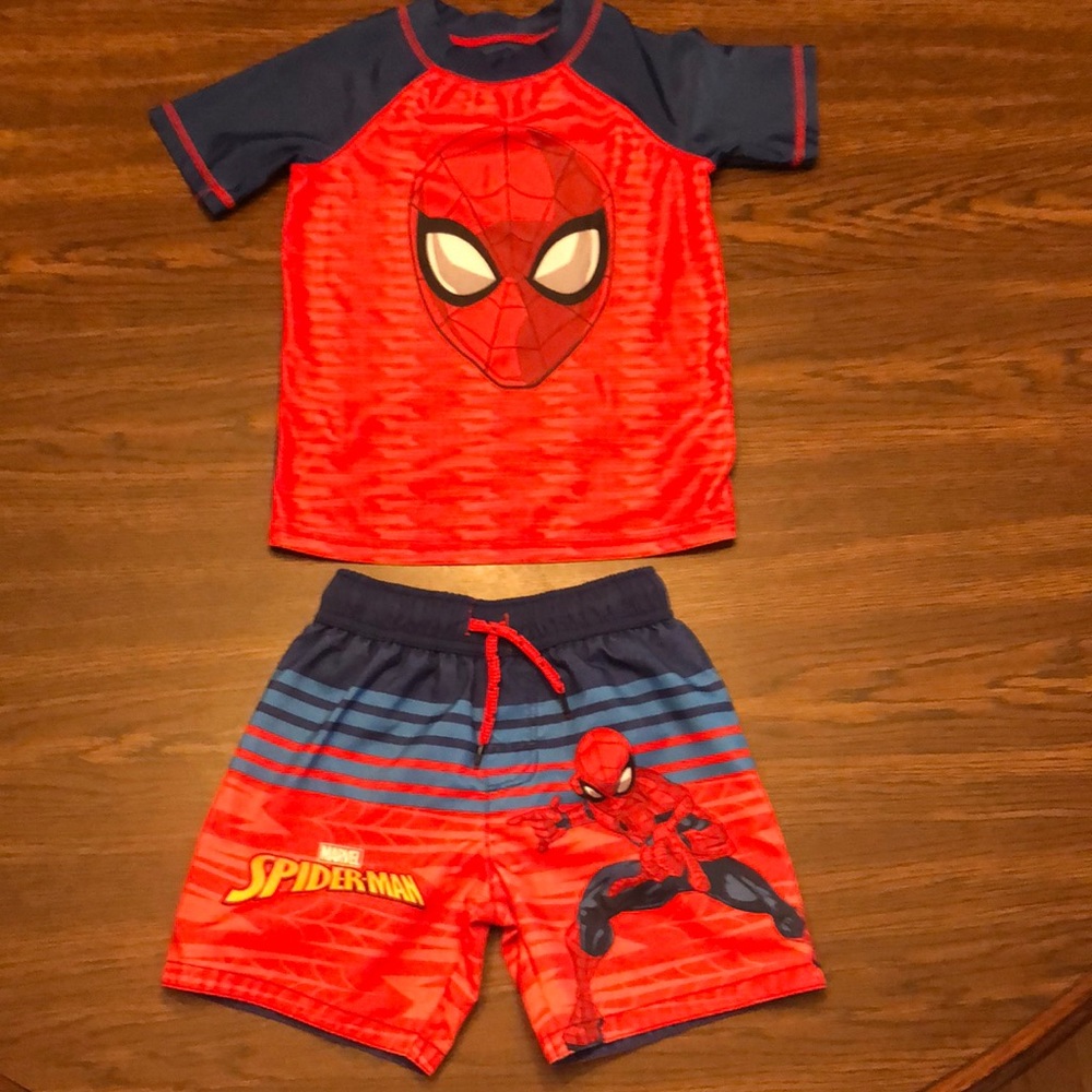 NWOT Marvel Spider-Man rash guard & swim trunks 4t